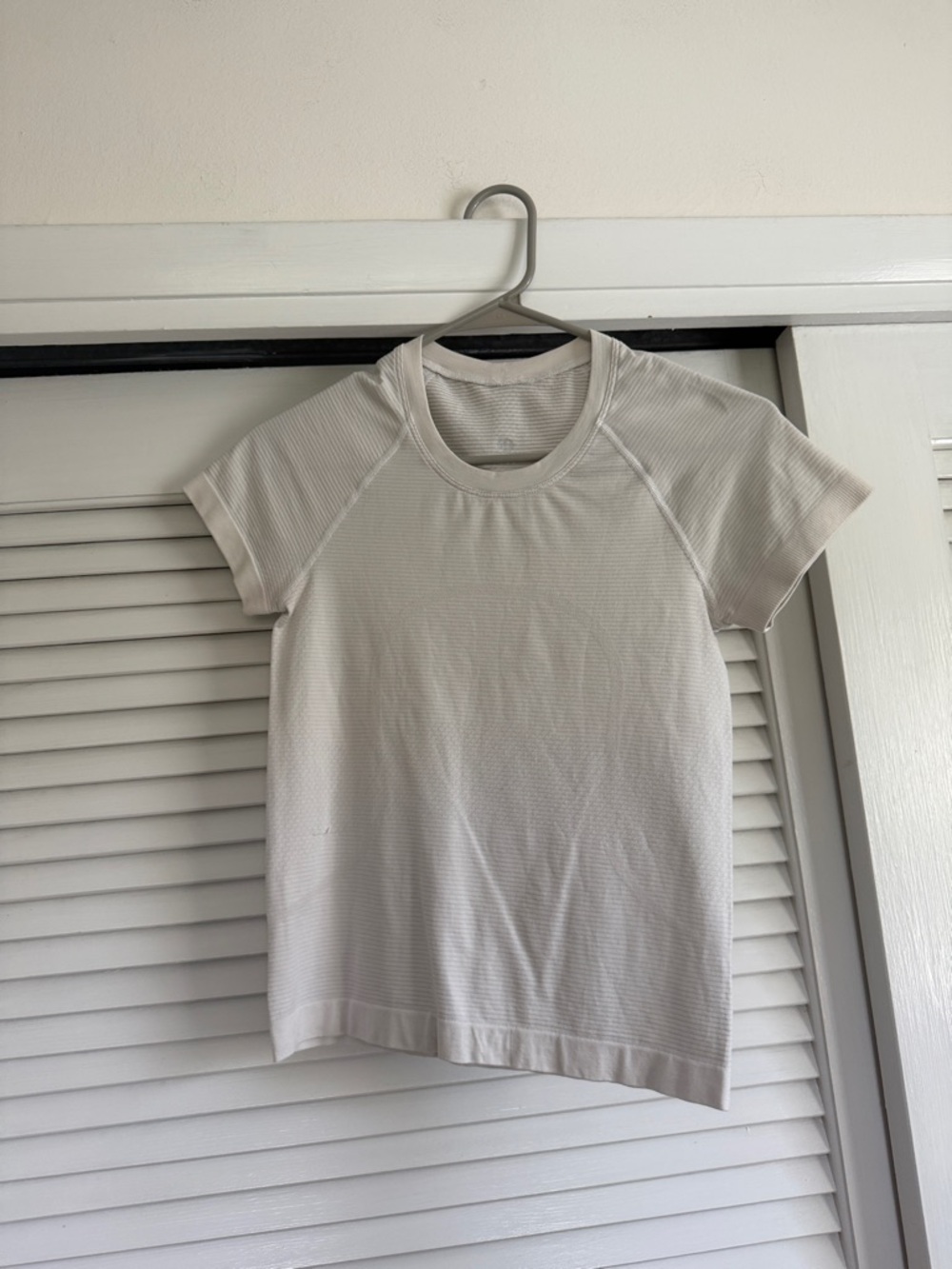 lululemon athletica Short Sleeve Crew Tee - Light Cream